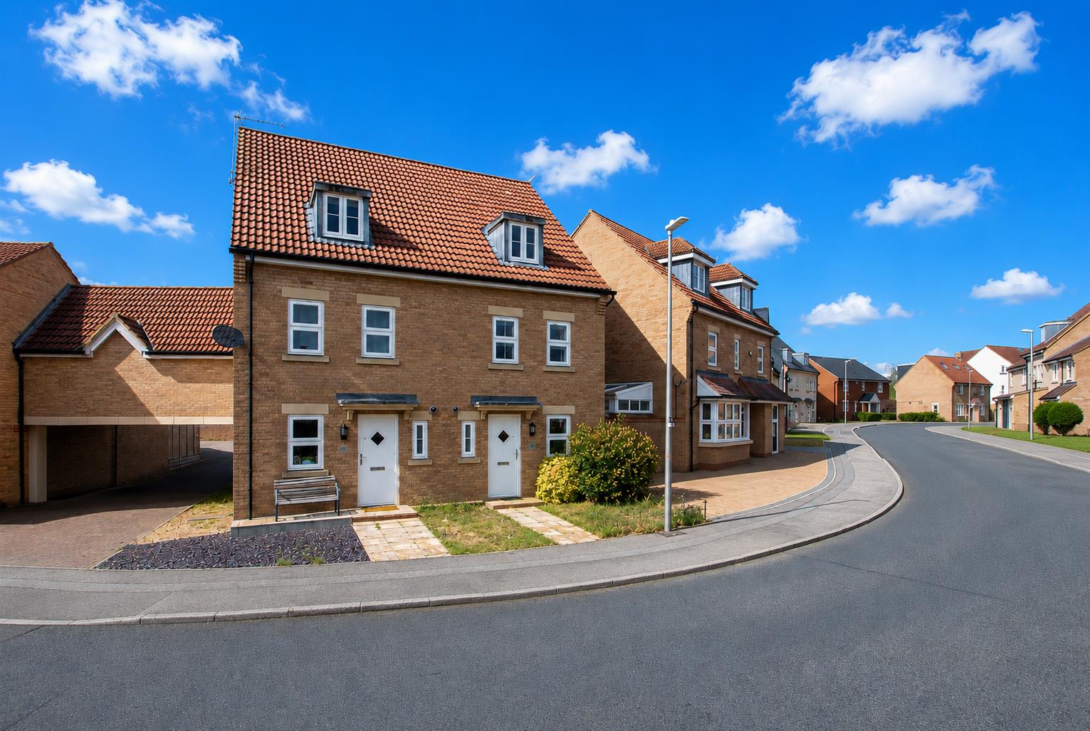 Fonda Meadows, Oxley Park, Milton Keynes